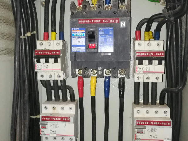 武漢鑫起禾貿(mào)易有限公司 專注配電開關(guān)控制設(shè)備，賦能現(xiàn)代電力系統(tǒng)安全與高效